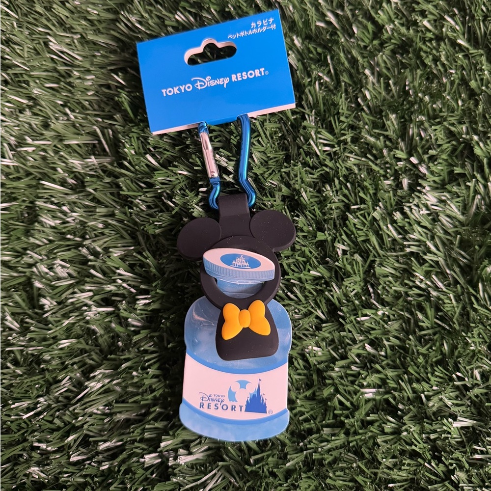 Disney water holder that clips to backpacks